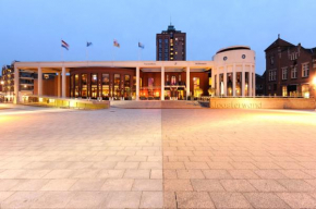 Гостиница Van der Valk TheaterHotel De Oranjerie  Рурмонд